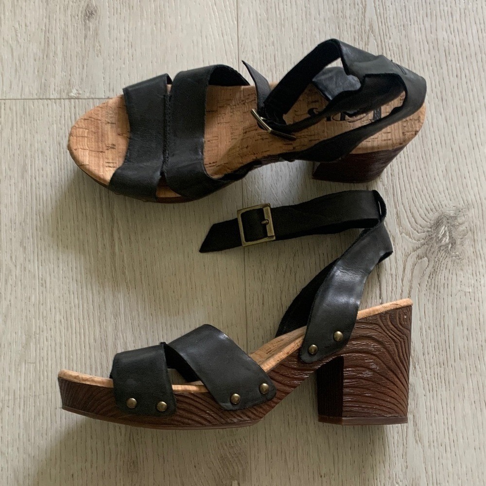 Korks Shoes Korks Mia‎ Platform Sandals In Rust